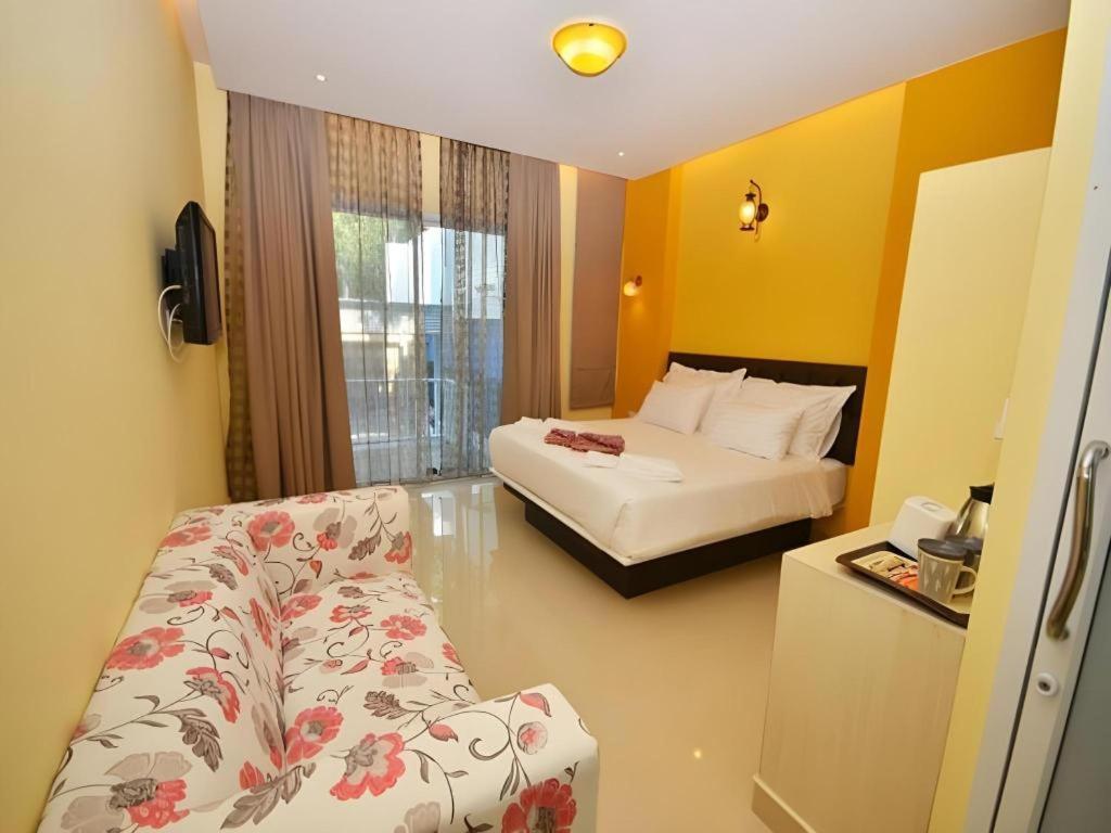 פראצ'ואפ קירי קאן Pearl By The Sea Resort מראה חיצוני תמונה