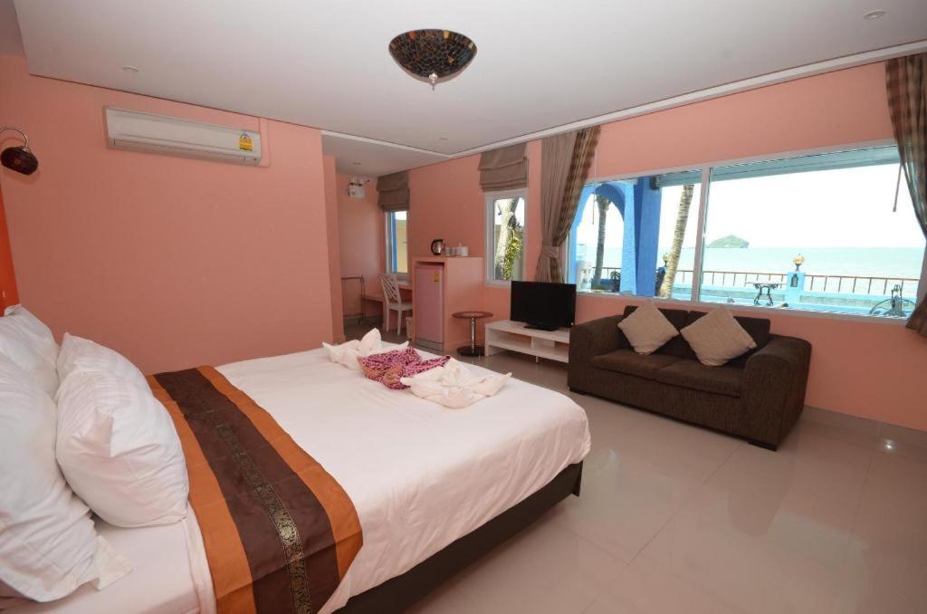 פראצ'ואפ קירי קאן Pearl By The Sea Resort מראה חיצוני תמונה